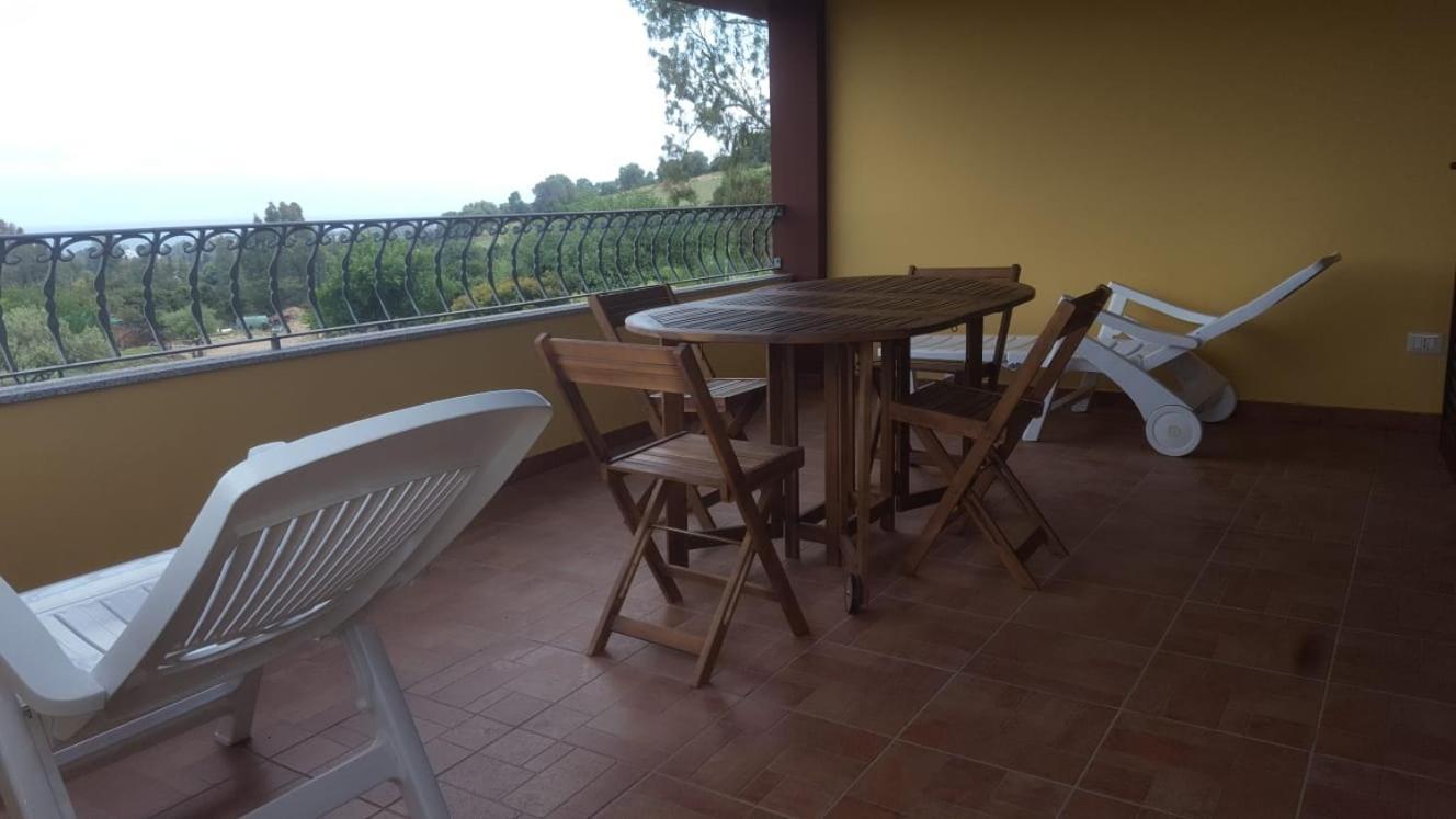 Appartamento In Splendido E Riservato Villaggio, Marina Di Tertenia Tertenìa Exterior foto